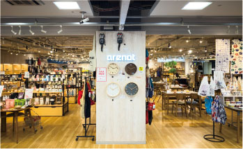 アーノット サッポロファクトリー店