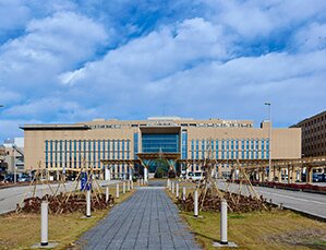 金沢大学附属病院