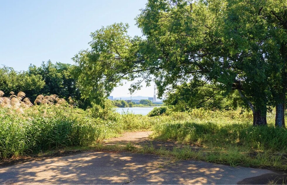 久世橋西詰公園