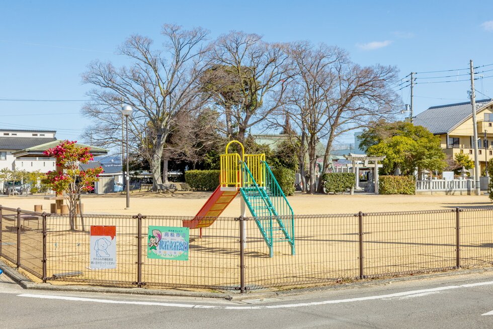 伏石立石公園