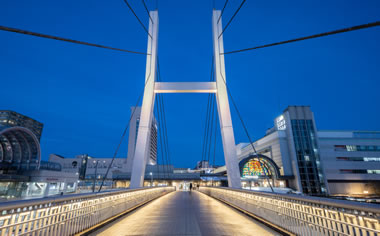 センターブリッジ