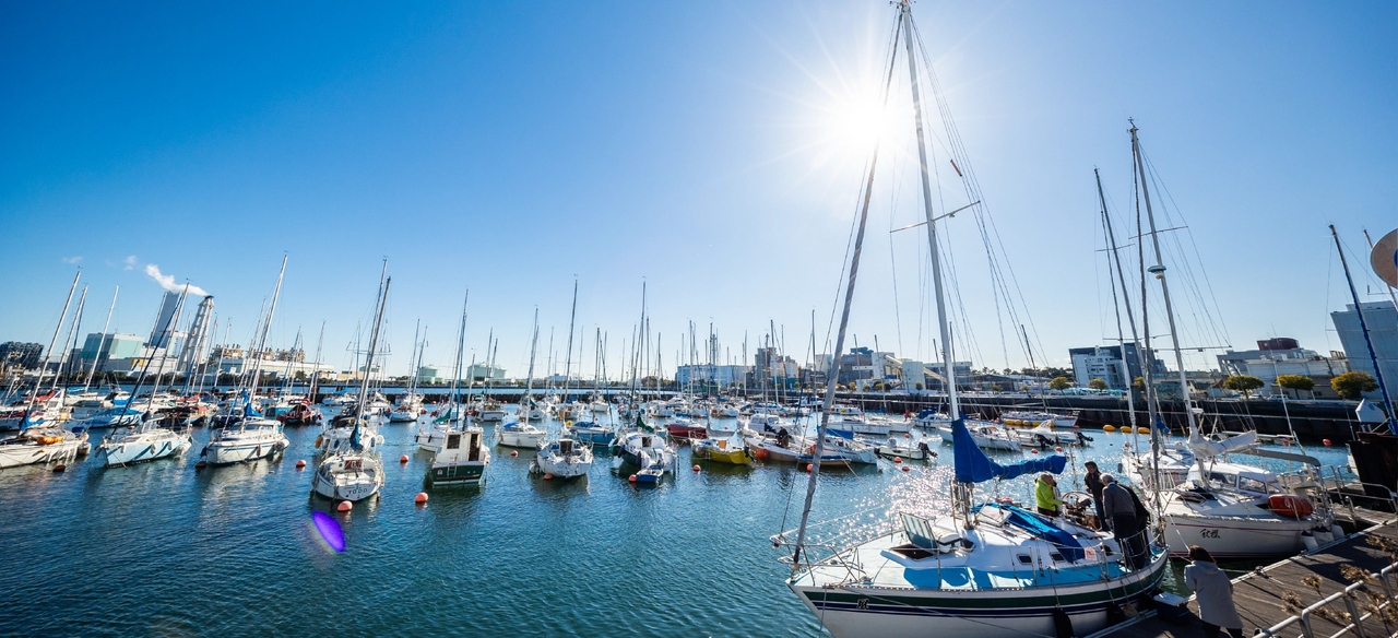 横浜市民ヨットハーバー