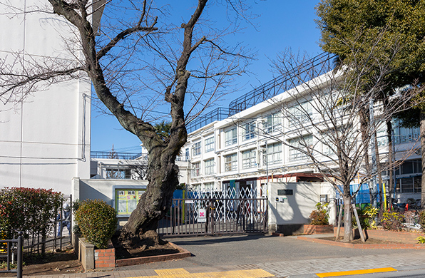 練馬区立中村小学校