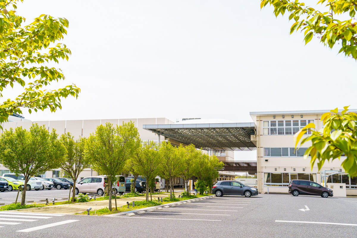 市立 浄水中学校（正門）