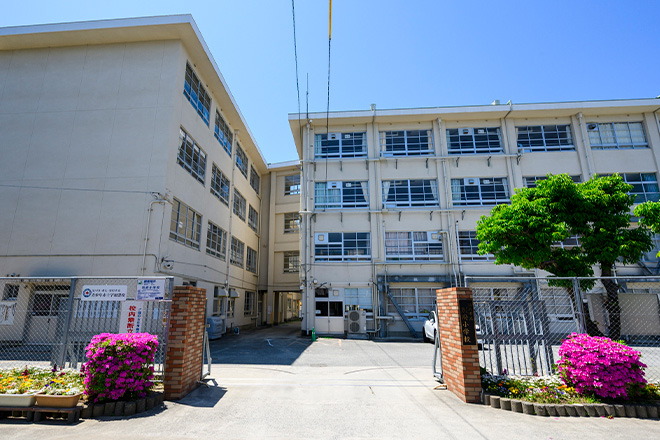 市立別府小学校