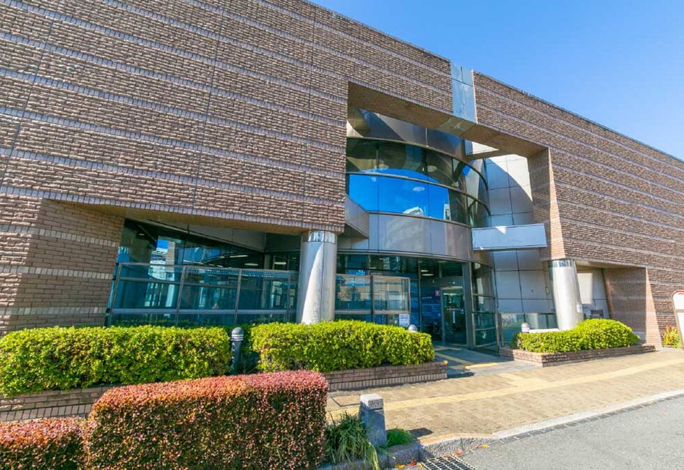 世田谷区立砧図書館