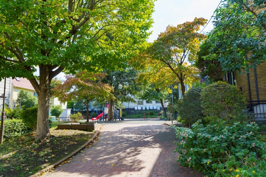 瀬戸ケ谷町第二公園