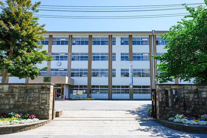 市立城南中学校〈正門〉