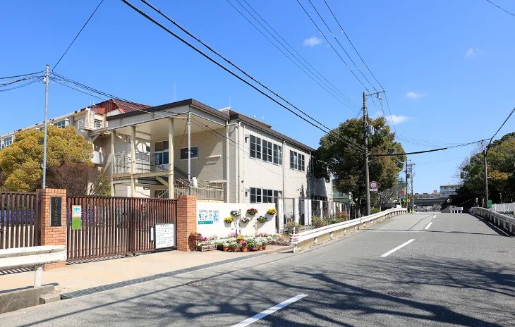 尼崎市立下坂部小学校