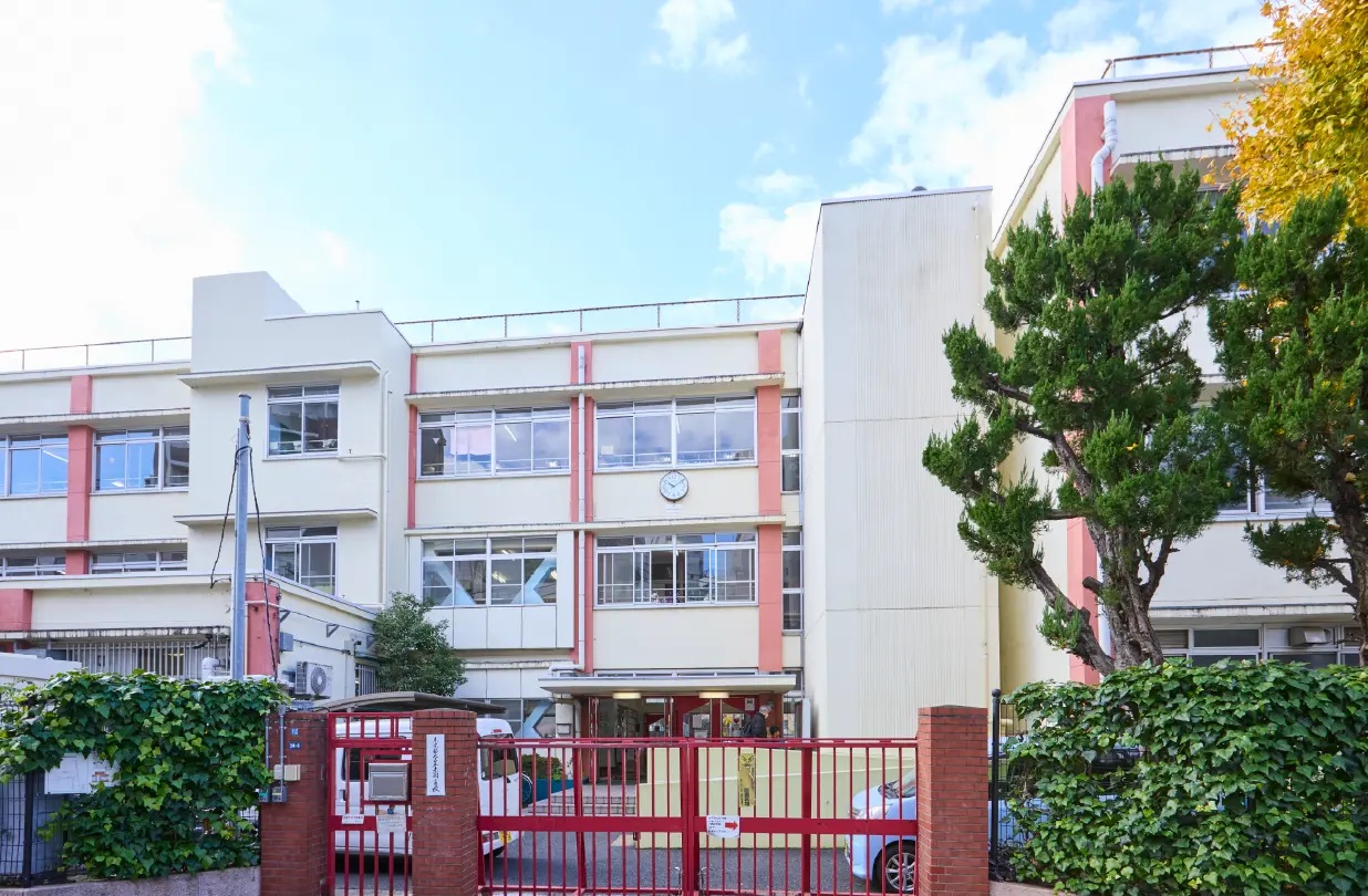 赤羽小学校