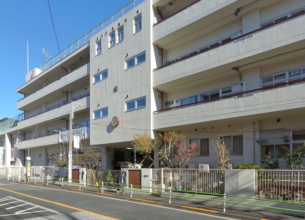 港区立白金小学校