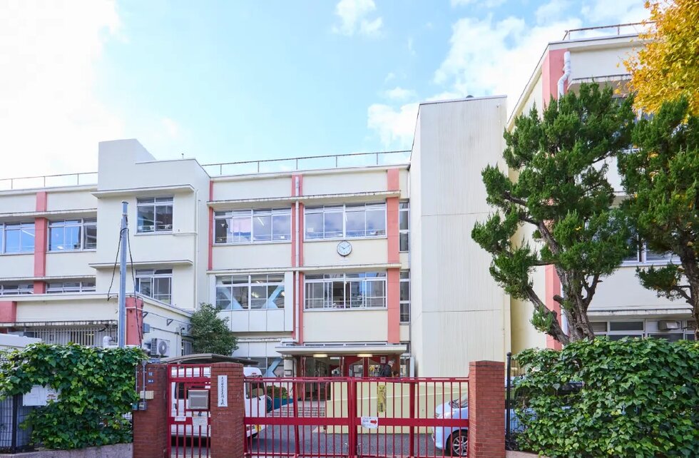赤羽小学校