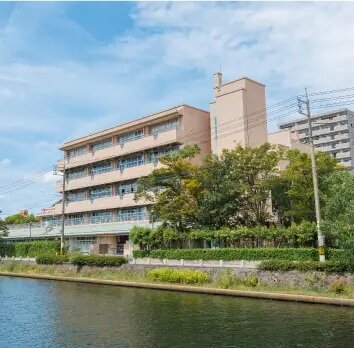松江市立中央小学校