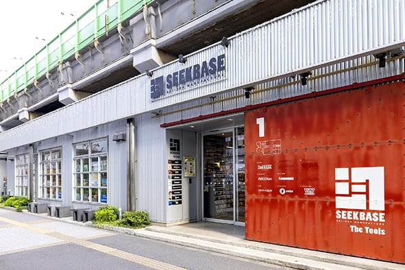 SEEKBASE AKI-OKAMANUFACTURE