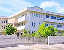 ［通学校］市名坂小学校