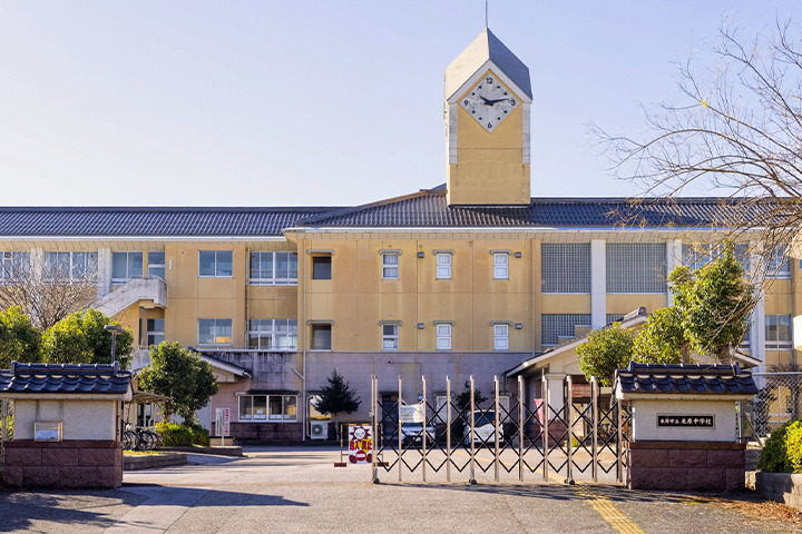 米原市立米原中学校