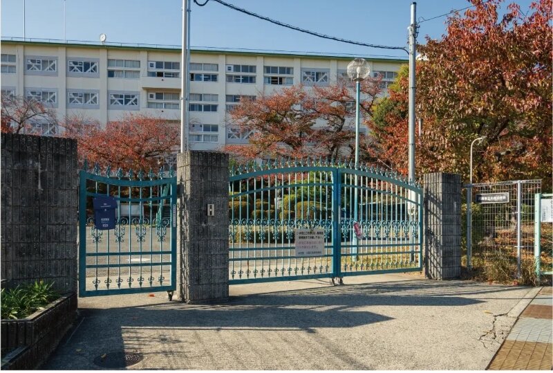 川西市立川西中学校