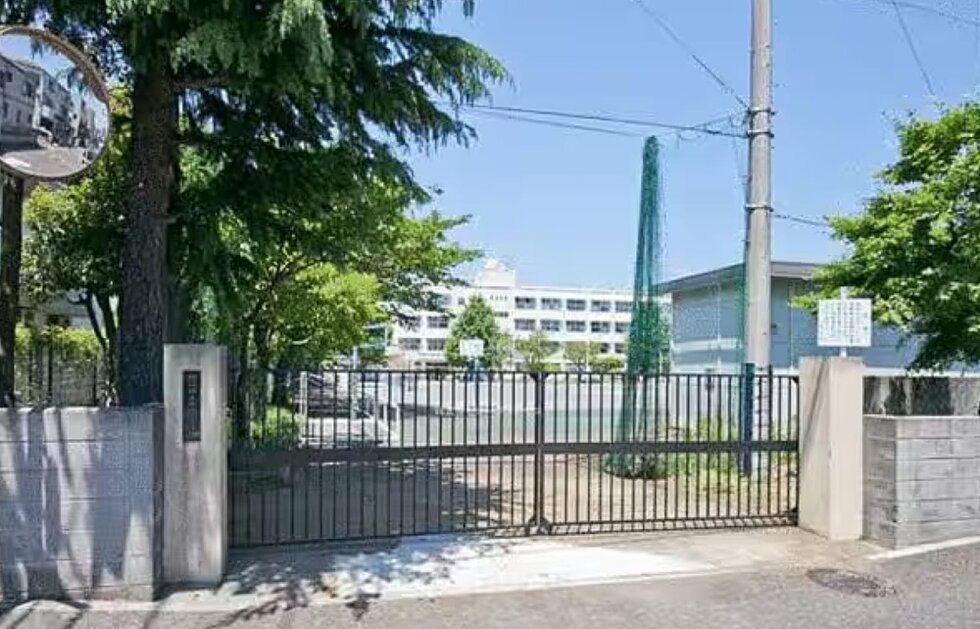 横浜市立大綱小学校
