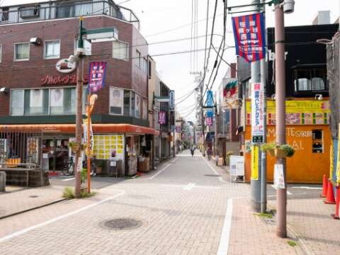 幡ヶ谷六号坂通り商店街