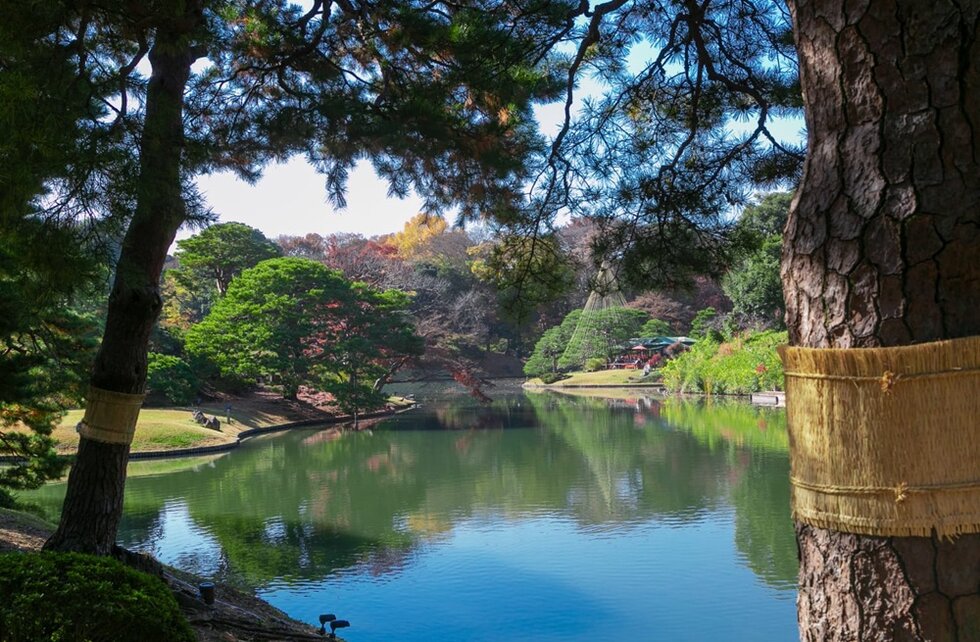 六義園