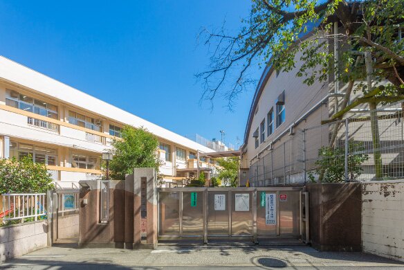 調布市立滝坂小学校【通学指定校】