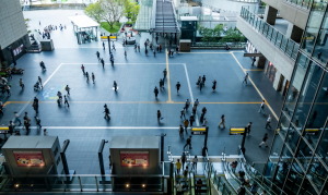 JR「大阪」駅