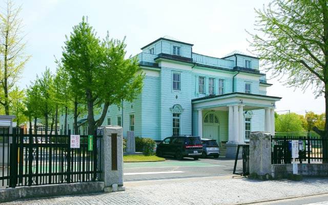 愛媛大学教育学部附属幼稚園・小学校・中学校