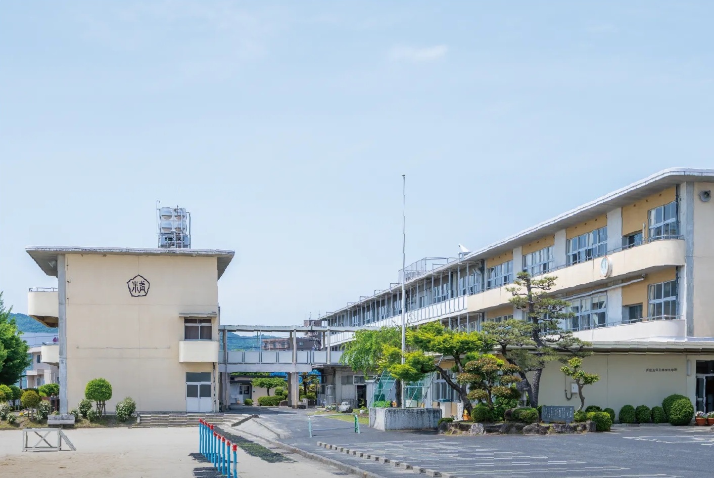 市立 精華小学校