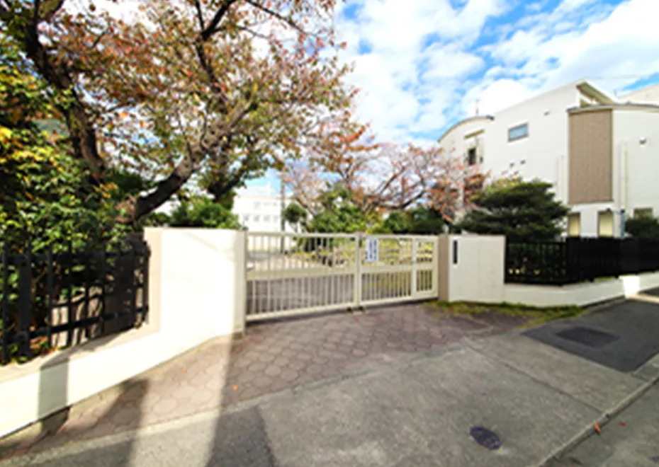 名古屋市立筒井小学校（南門）