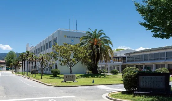 愛媛大学付属幼稚園・小学校・中学校