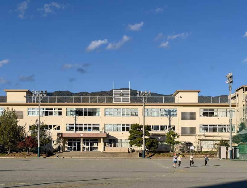 甲府市立新紺屋小学校