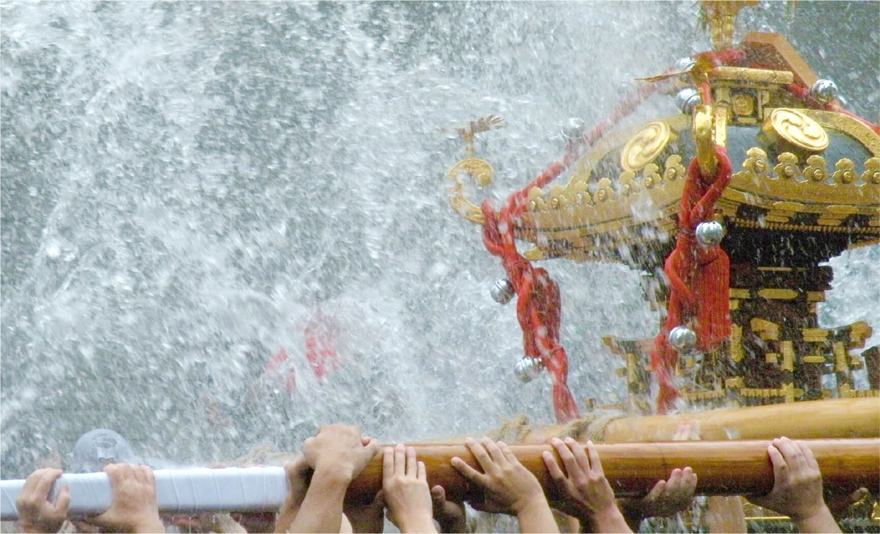 富岡八幡宮例大祭、通称水掛け祭り・富岡八幡宮(深川八幡)