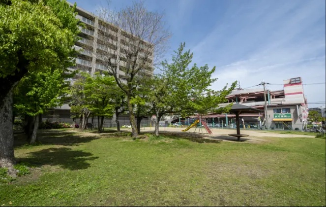 東一津屋公園