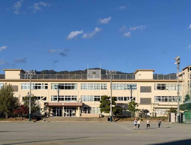甲府市立新紺屋小学校