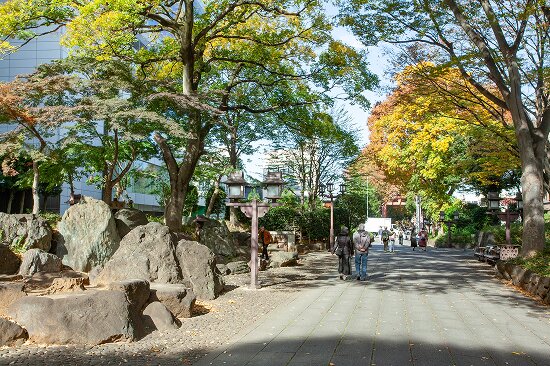 氷川参道平成ひろば