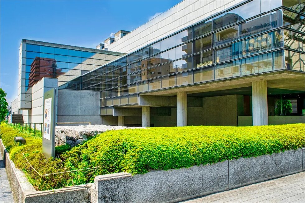 新国立劇場