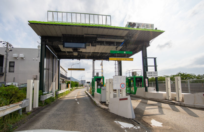 都市高速「大里IC」入口