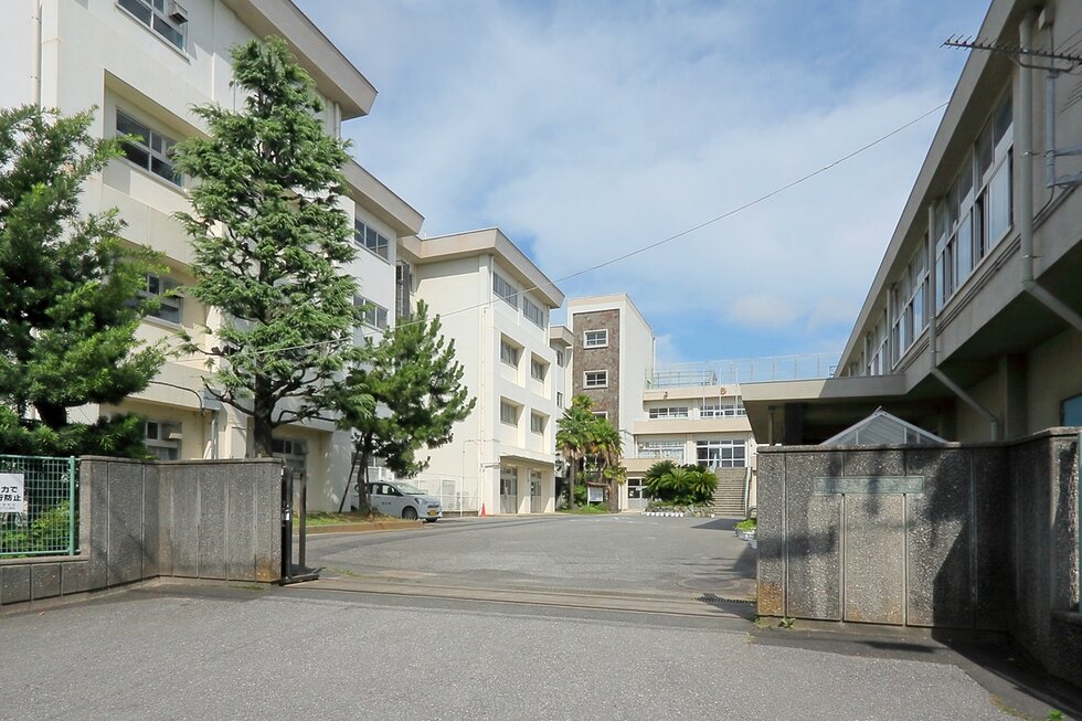 市立第八中学校