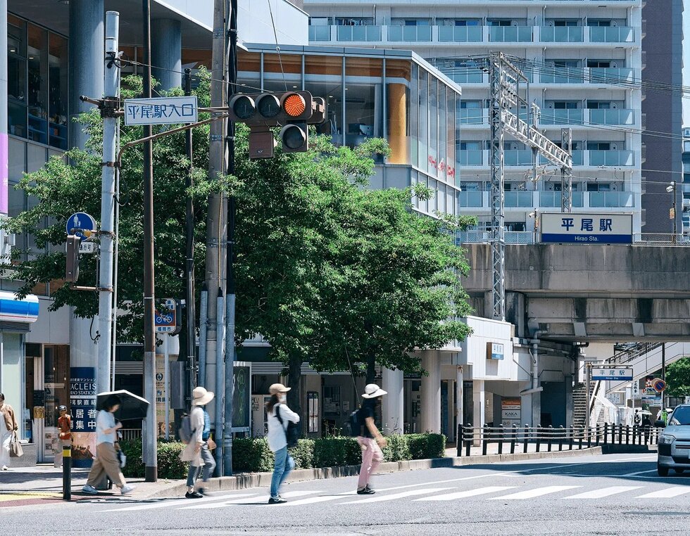 西鉄天神大牟田線「西鉄平尾」駅