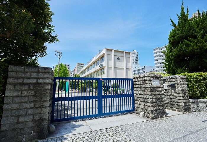 広島市立幟町小学校