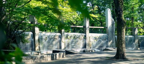 蚕糸の森公園