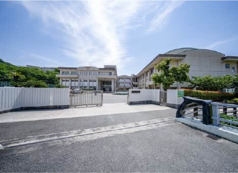 北九州市立黒崎中学校