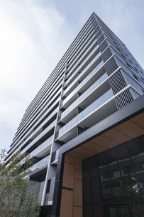 サンメゾン香里園駅前