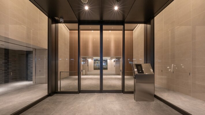 エントランスホール