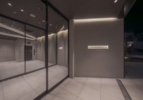 竣工写真：エントランス（2025年9月撮影）