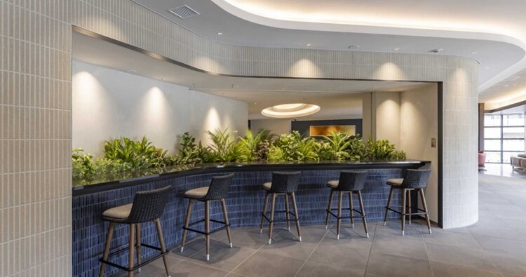 アースラウンジ