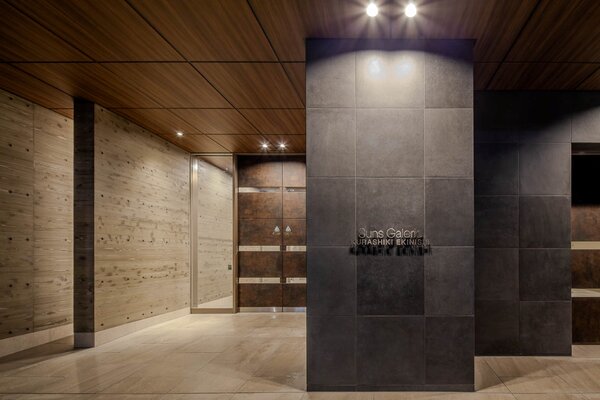 エントランスポーチ（夜景）(2026年3月撮影)