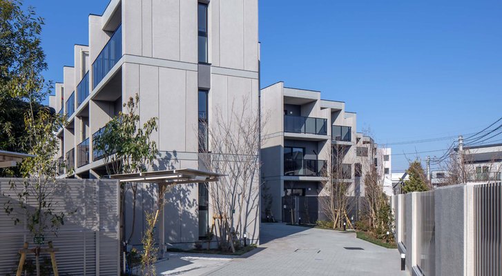 アプローチ（2025年2月撮影）