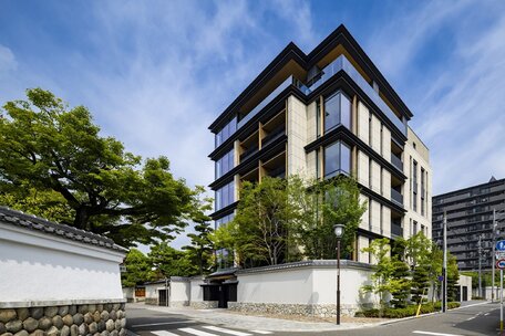 プレミスト白壁