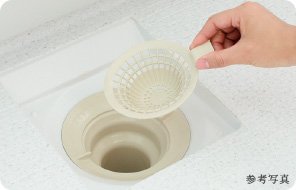 髪の毛を簡単に処理できるヘアキャッチャー(浴室)